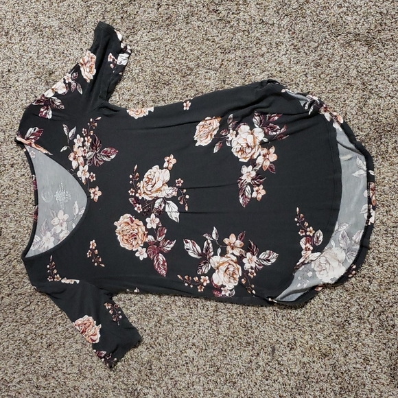 LOWEST PRICE-Top - Picture 1 of 2